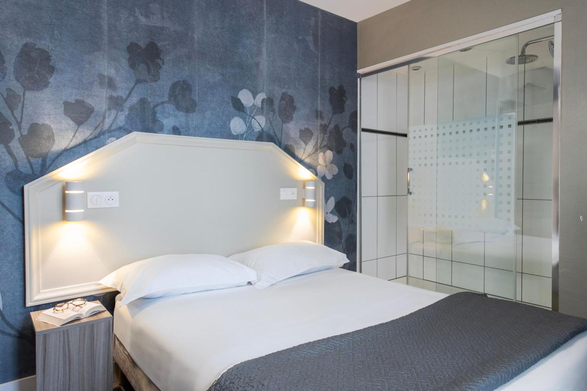 Hotel Ambassadeur Paris Bagian luar foto