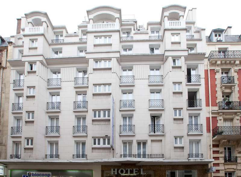 Hotel Ambassadeur Paris Bagian luar foto